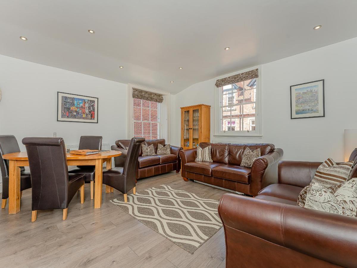 Flat 4A Apartment Chester Bagian luar foto