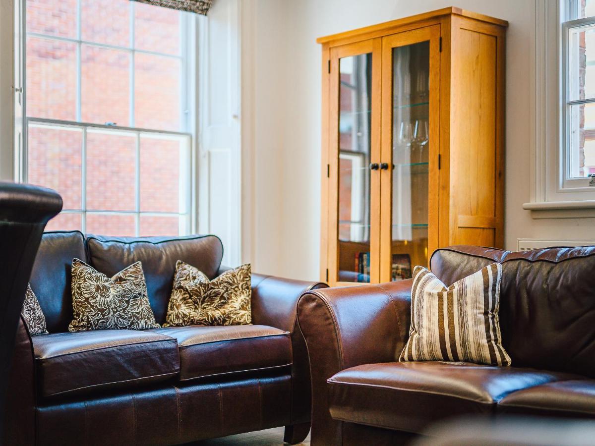 Flat 4A Apartment Chester Bagian luar foto