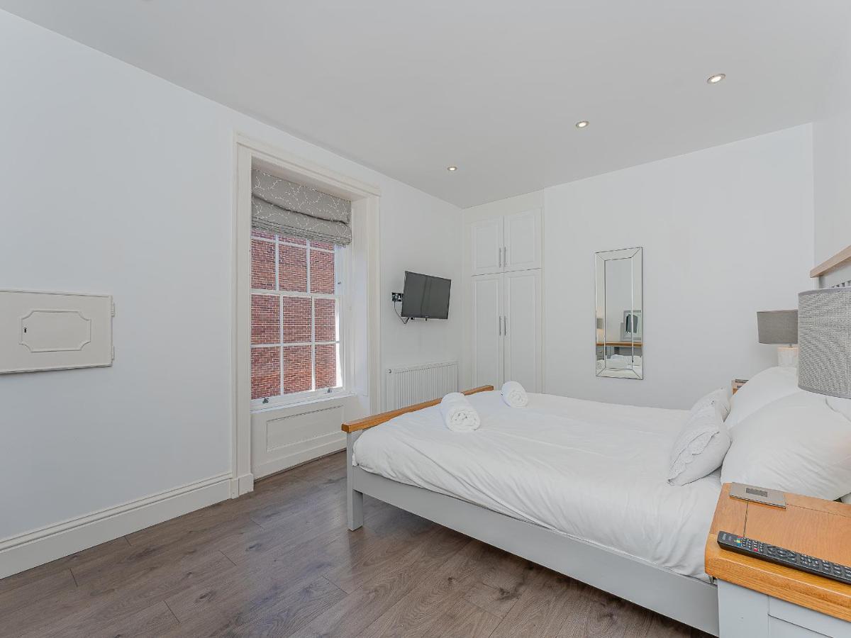 Flat 4A Apartment Chester Bagian luar foto