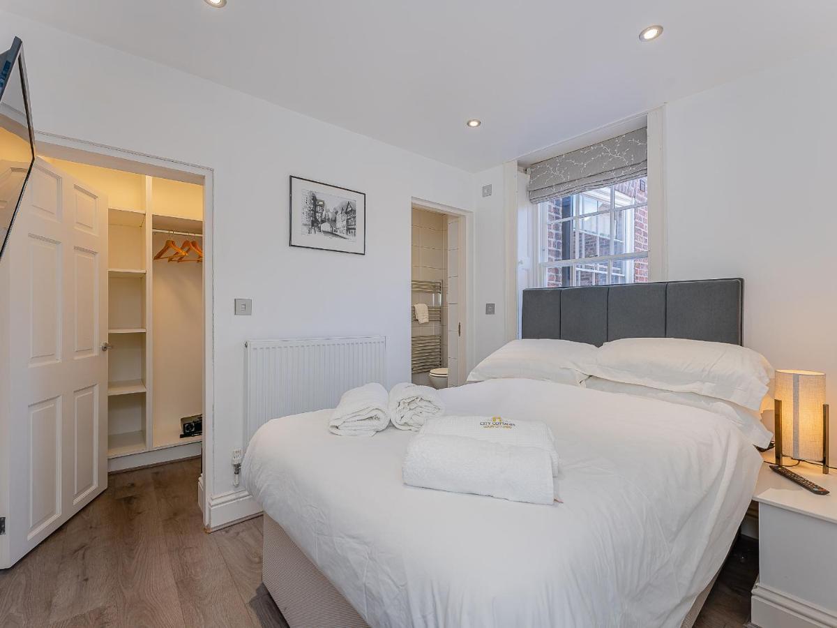 Flat 4A Apartment Chester Bagian luar foto