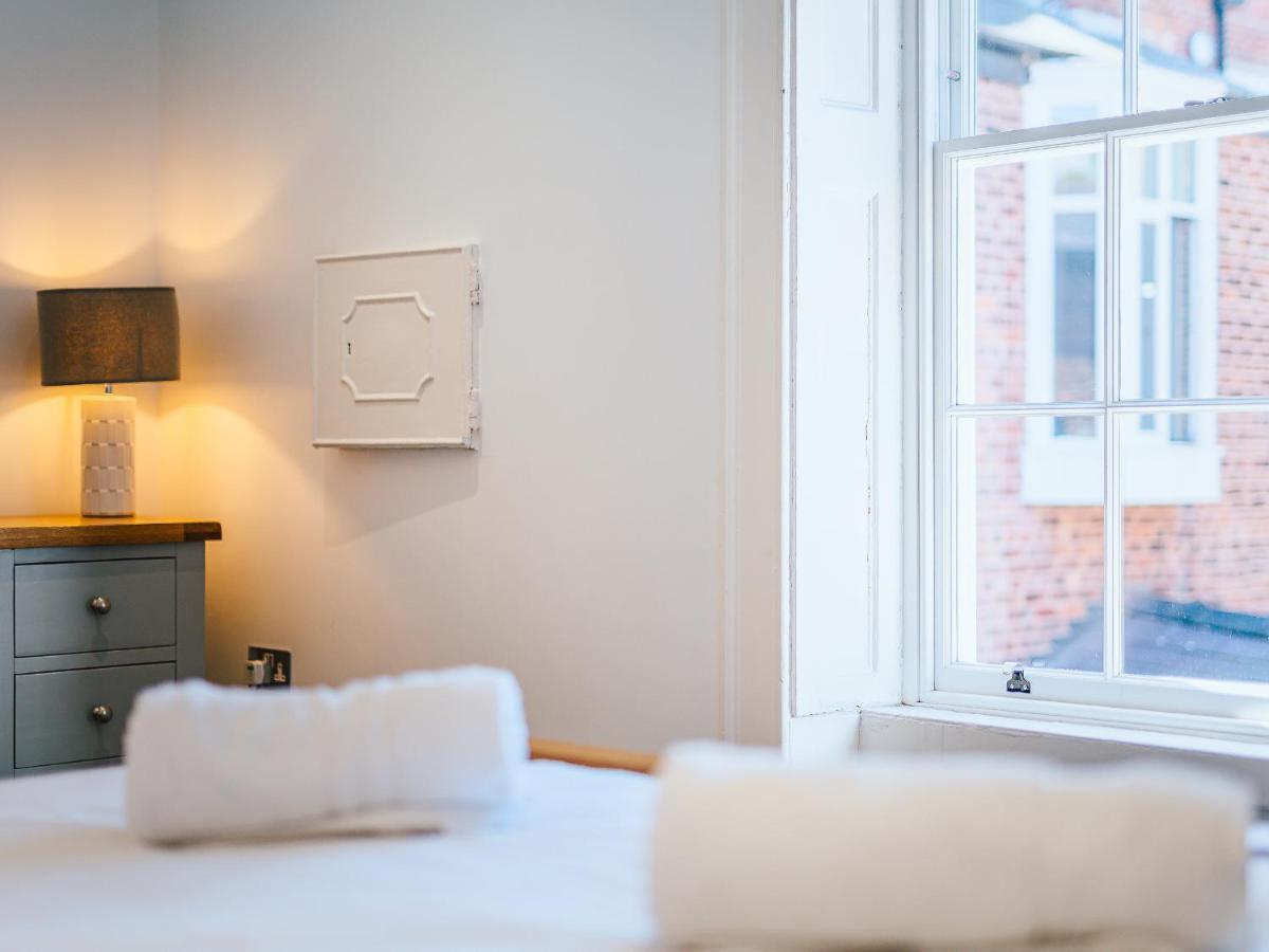 Flat 4A Apartment Chester Bagian luar foto