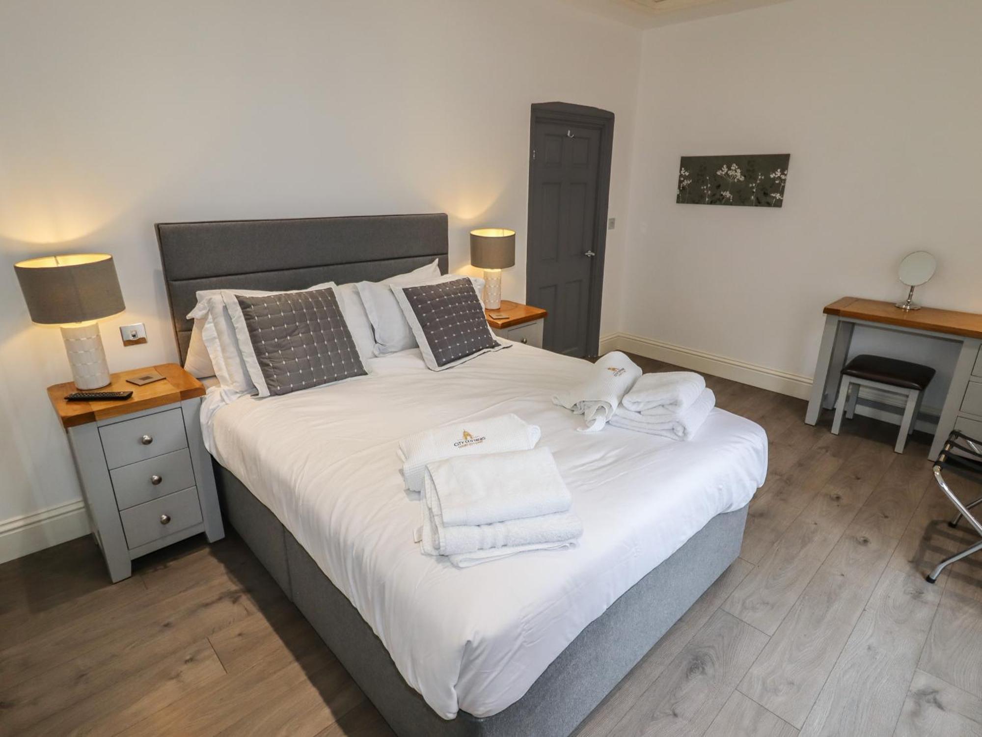 Flat 4A Apartment Chester Bagian luar foto